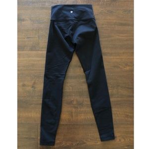 28" New LuLulemon high rise WunderUnder